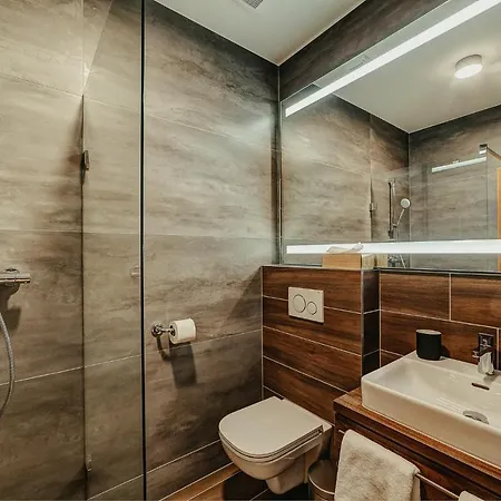 Walddorf Gasthof Nová Lesná